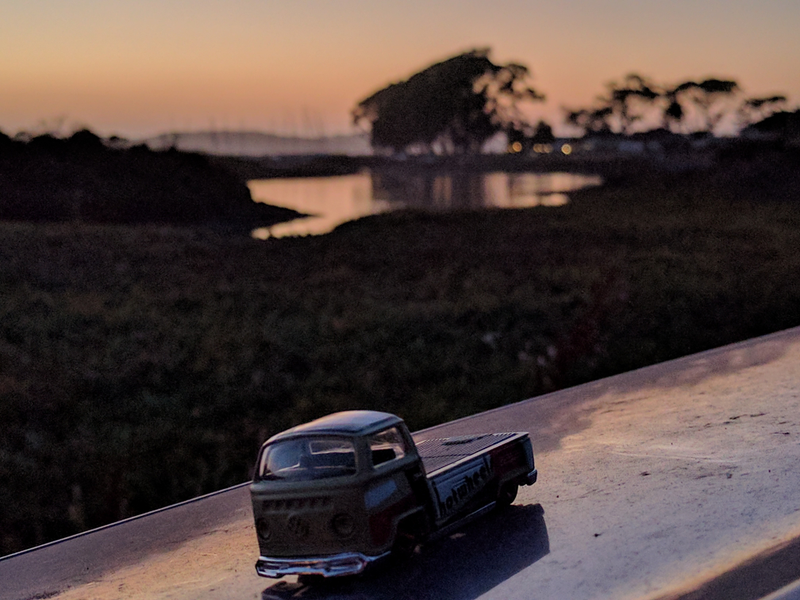 Sorry for the dirty base, I don’t wash my truck and this is the only angle the VW would stay still at. Nice night though.
